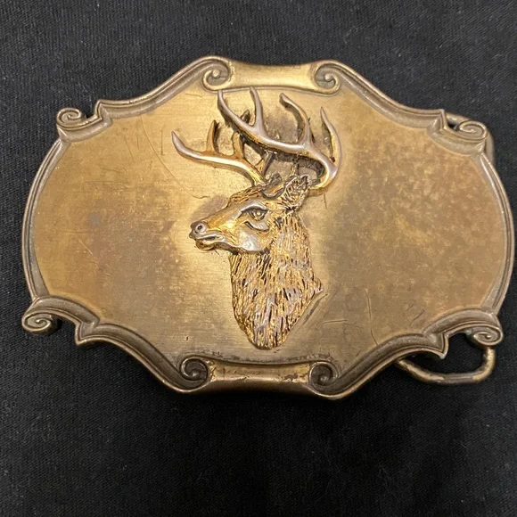 Men's Gold Deer Buckle Belt - Picture 4 of 4